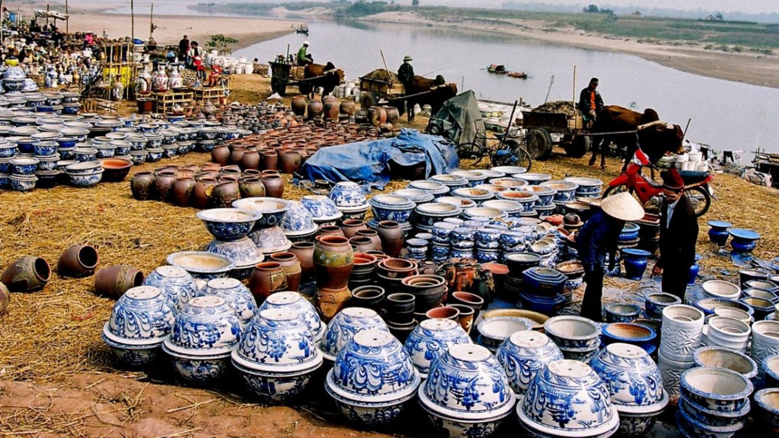 Hanoi Countryside Biking Tour Bat Trang Village 1 Day